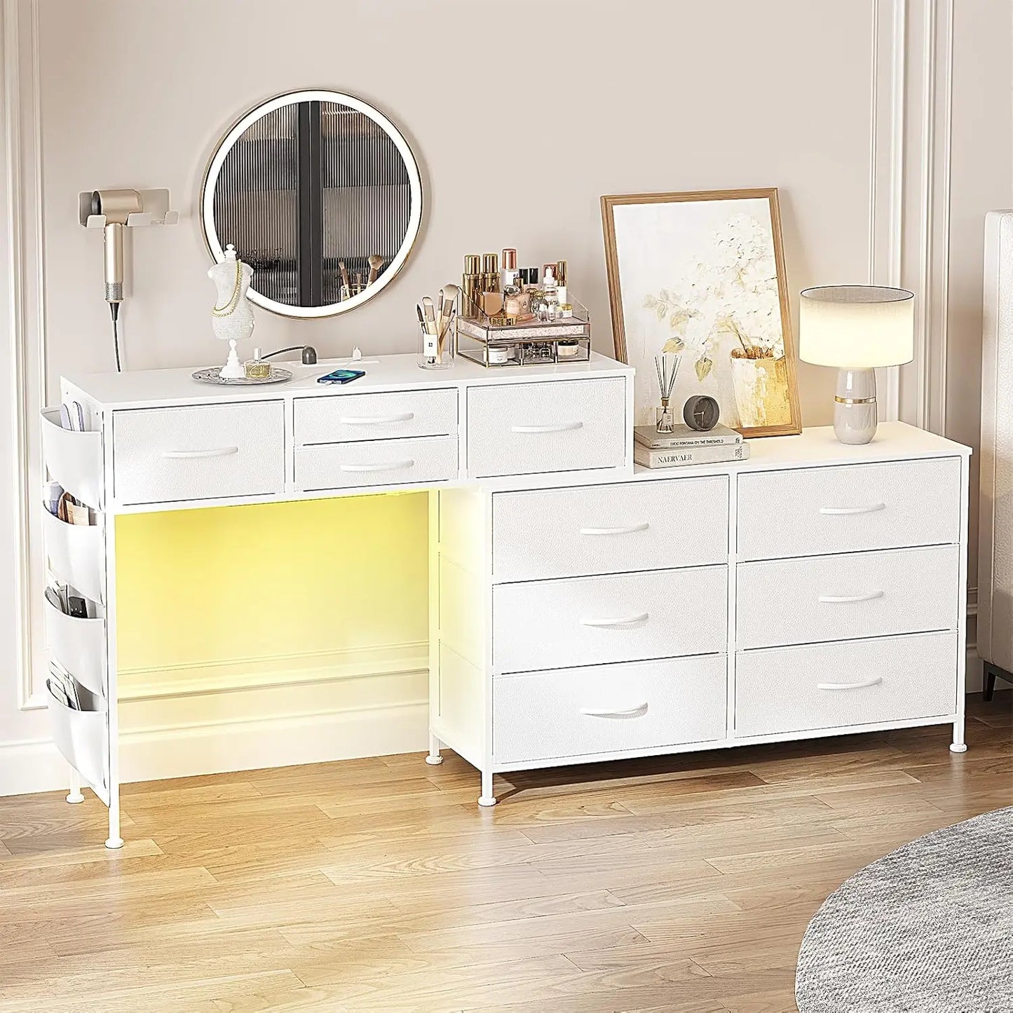 67 Inch Rotatable Dressing Table