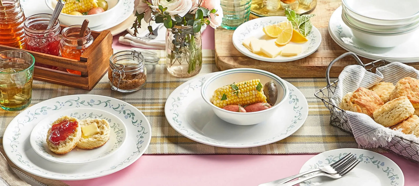 White and Green Round Dinnerware Set