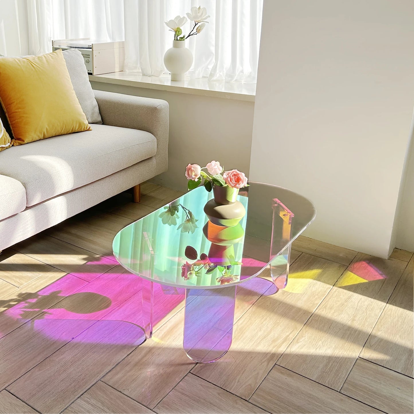Acrylic Coffee Table, (L) x 19.7 in (W) x 14.2IN (H)