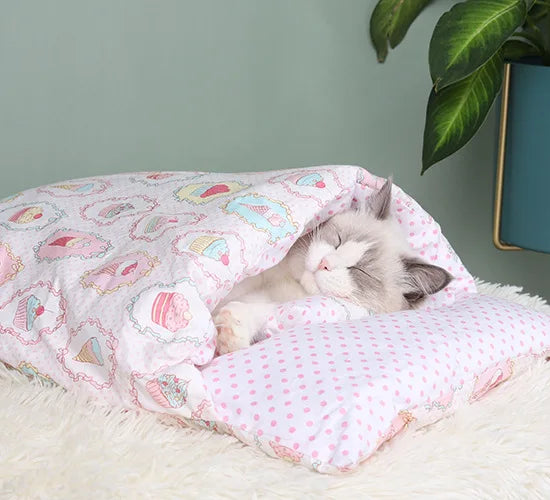 Warm Cat Sleeping Bag - Cozy Japanese Cat Bed