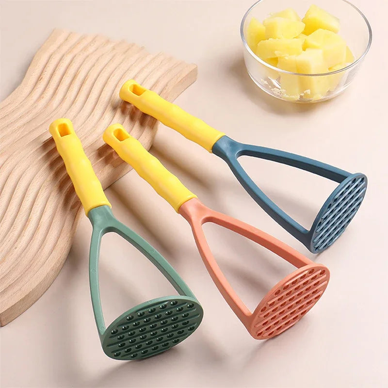 1Pc Kitchen Potato Masher Ricer Puree Juice Maker